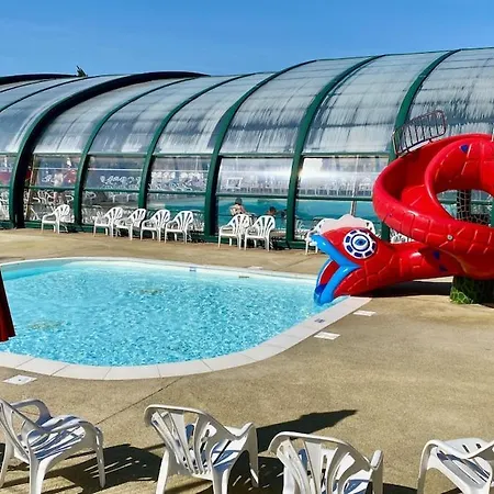 Comfortable With Pool Hermanville-sur-Mer