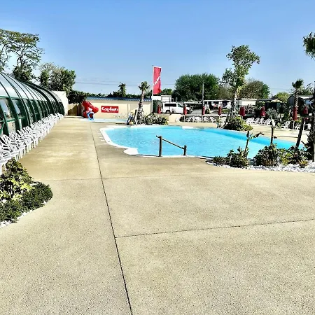 Comfortable With Pool * Hermanville-sur-Mer